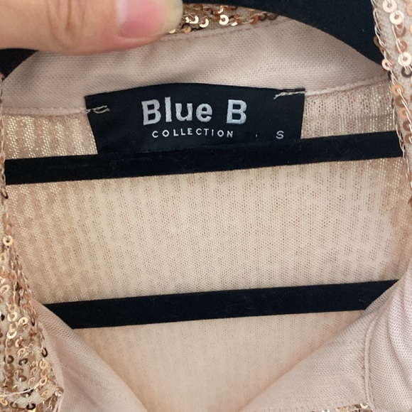 Blue B rose gold sequin fringe top size small worn once - Picture 7 of 8